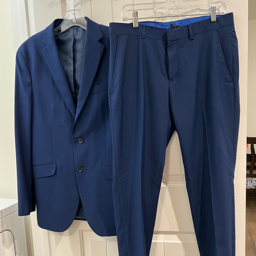 Kenneth Cole Blue Suit Set